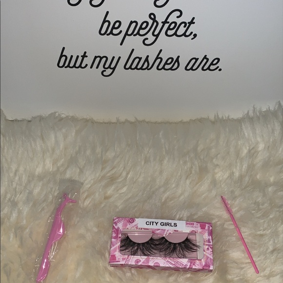 25mm Mink Lash Strip - Picture 7 of 9